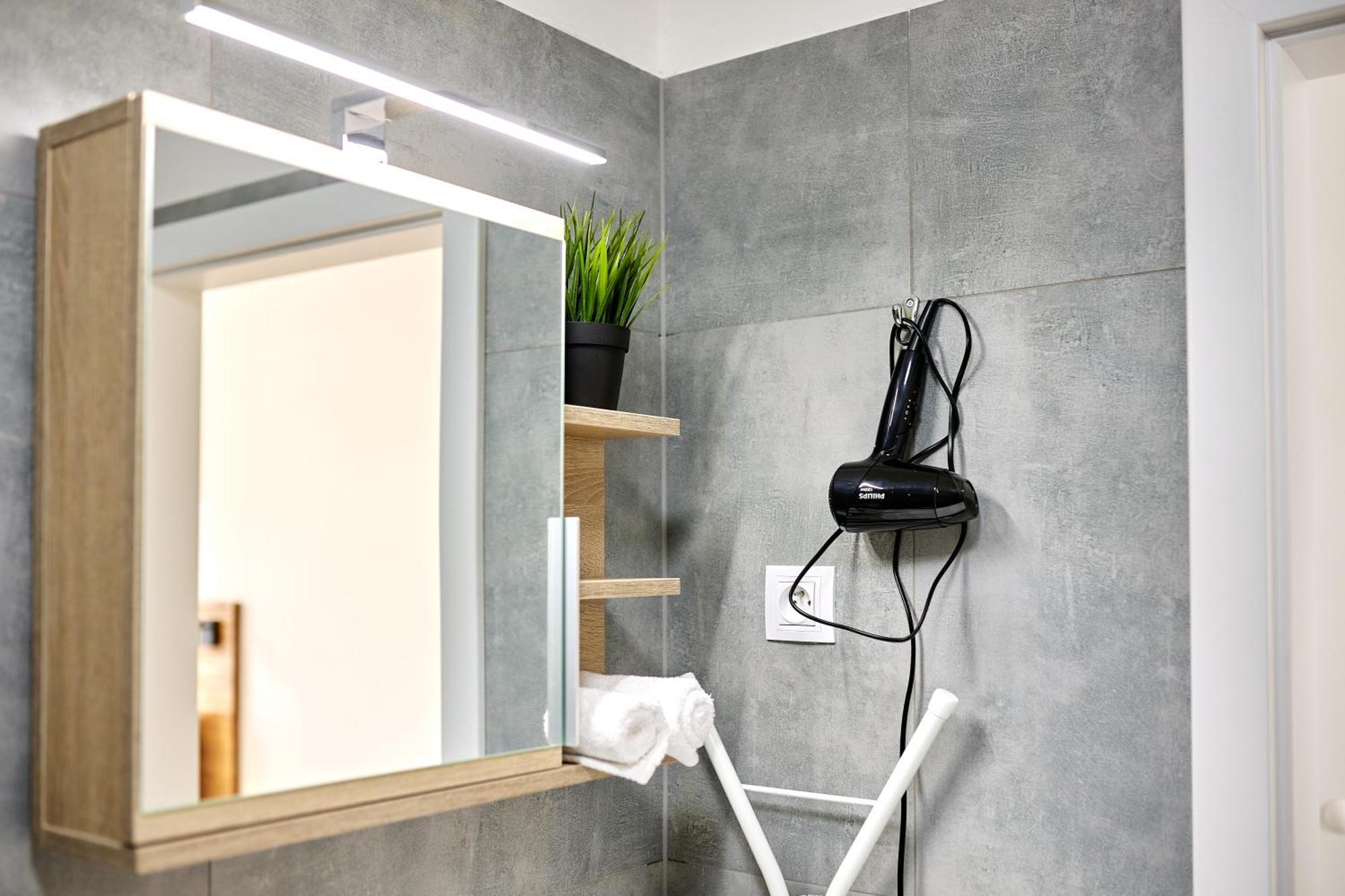 Aparthotel 44 4*